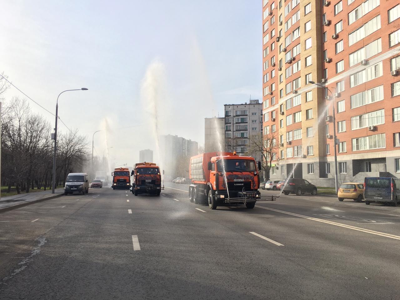 Пятая дезинфекция дорог в СВАО
